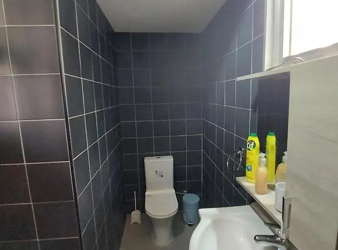 Anna 10 Min Walk From The ゲストハウス ラルナカ